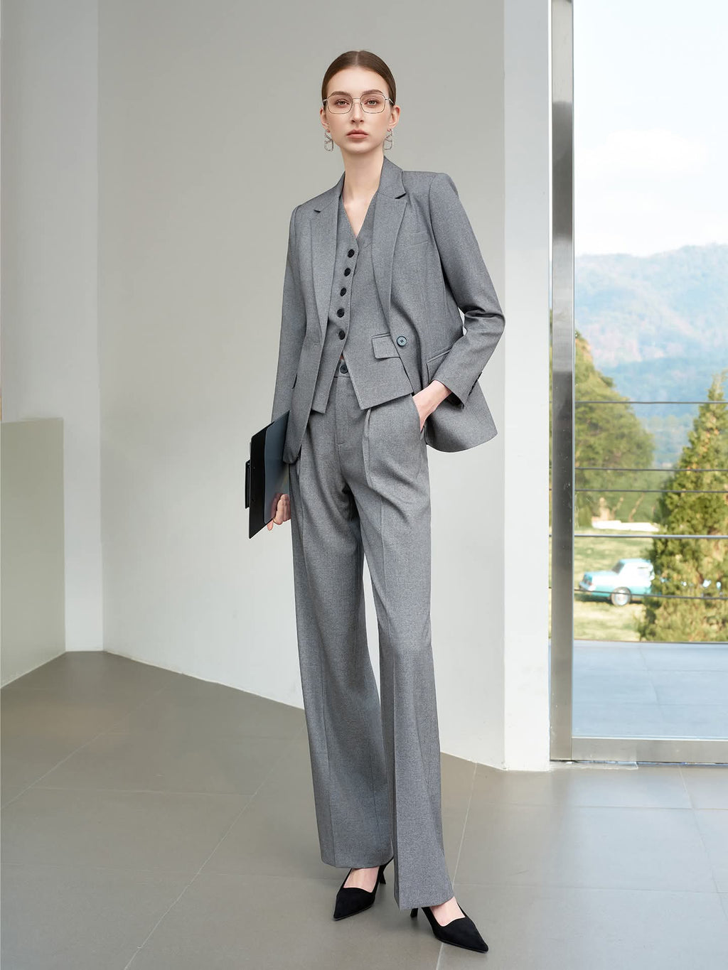 Modern 3-Piece Power Suit in Medium Grey