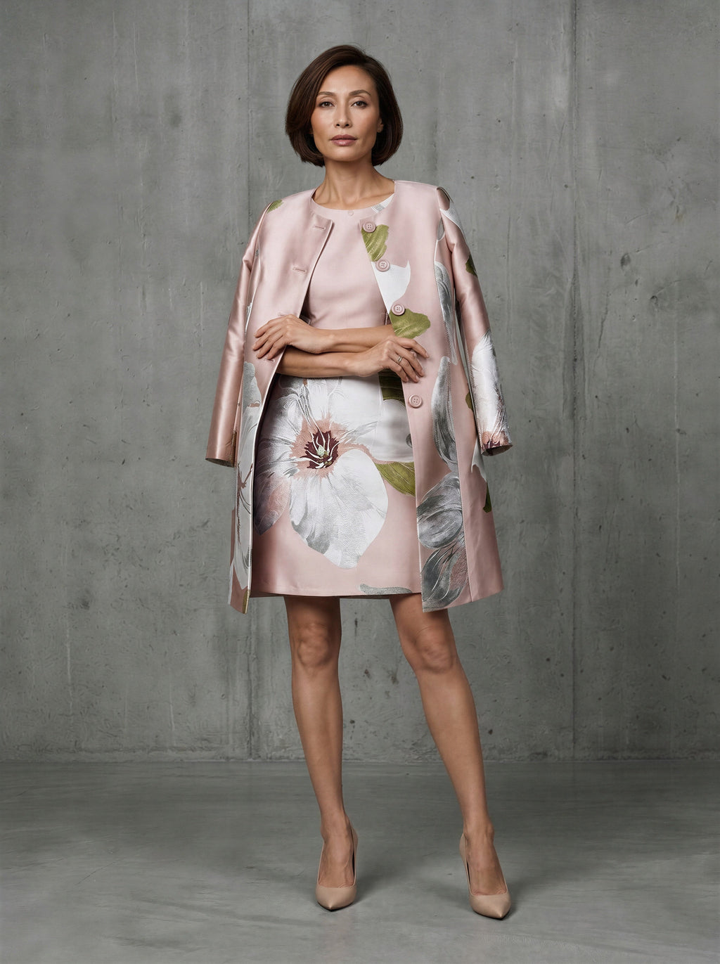 The Dusty Pink Floral Brocade Mum Dress Suit
