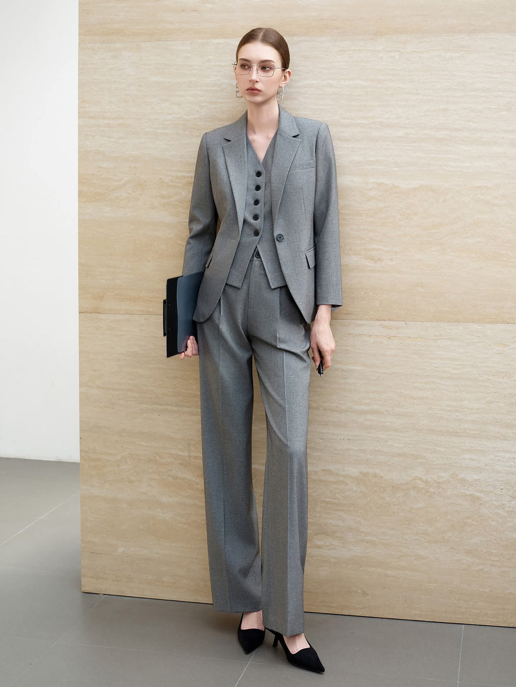 Modern 3-Piece Power Suit in Medium Grey
